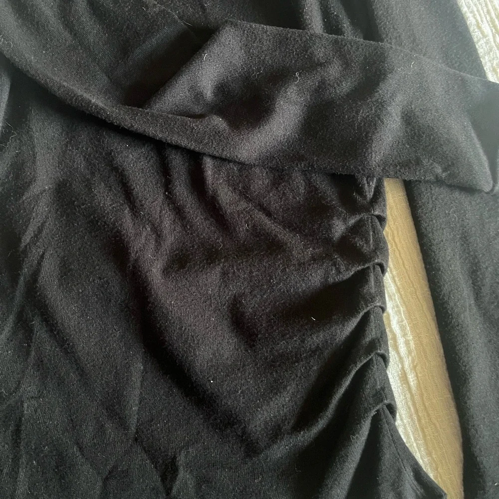 Theory Elegant Black Ruched Long Sleeve Top